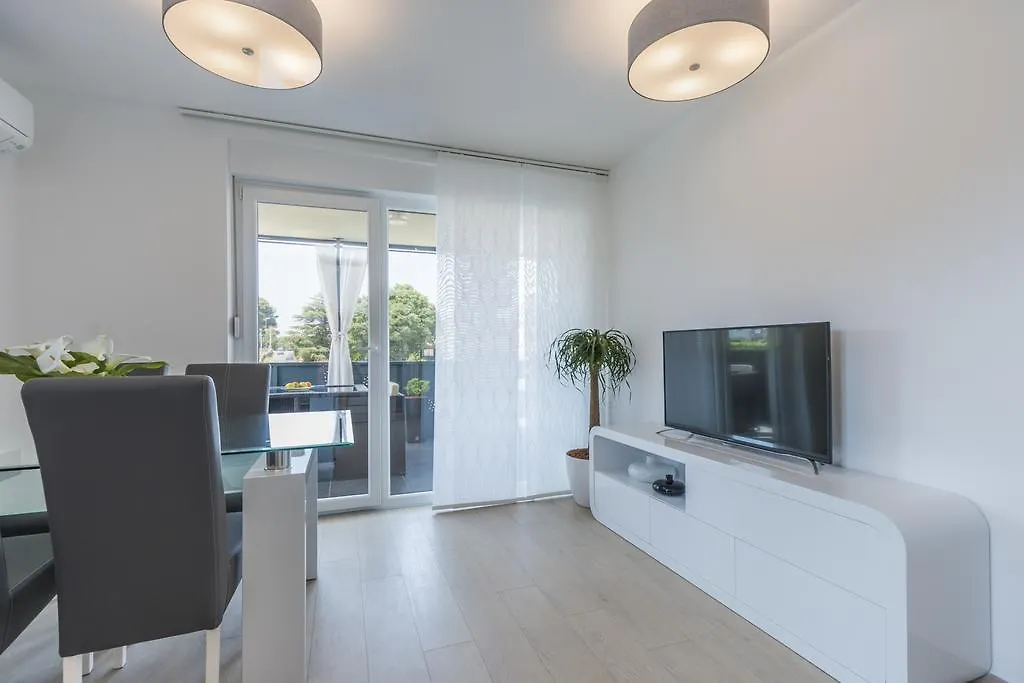 Velike Stine City Suite Pula Apartment